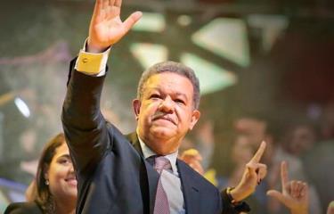 leonel-fernandez2_11054725_20181225222417-focus-0-0-375-240