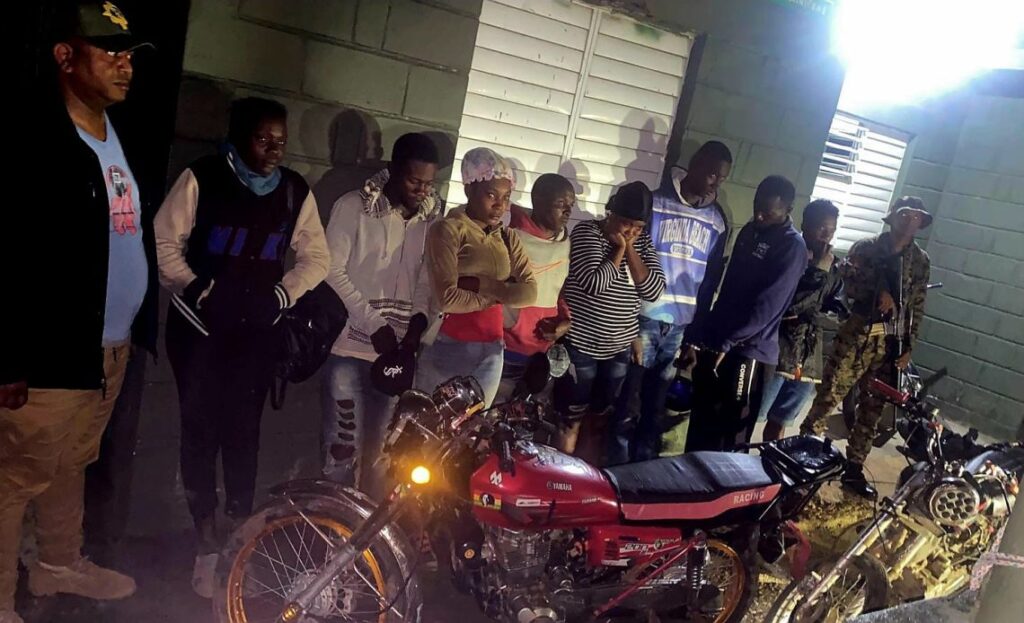 Haitianos-Guayubin-1140x694