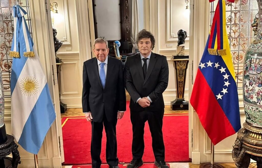 Milei-Edmundo-Argentina-1080x694