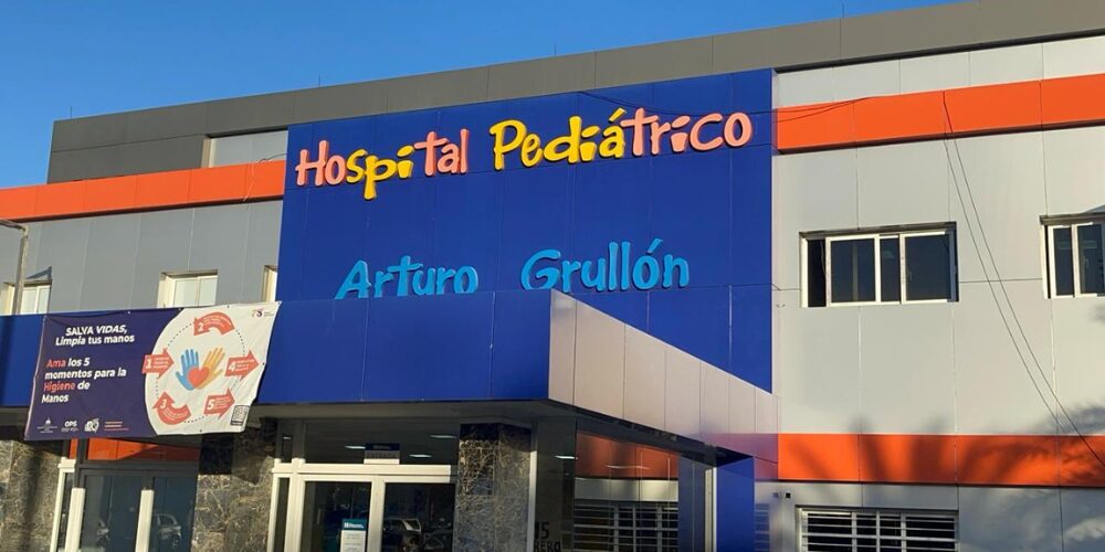 Post-de-Instagram-Feliz-Cumpleanos-Sencillo-Minimalista-Azul-1000-x-500-px-14-2