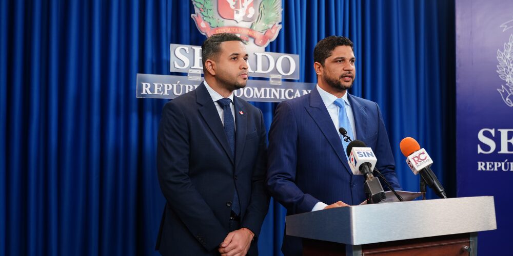 Post-de-Instagram-Feliz-Cumpleanos-Sencillo-Minimalista-Azul-1000-x-500-px-64