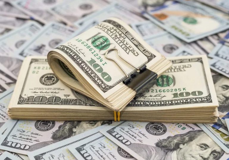 Precio-del-dolar-1140x801-1-1-770x540