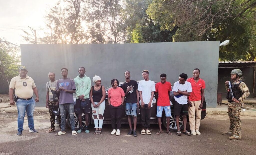 Haitianos-detenidos-en-Mao-1140x694