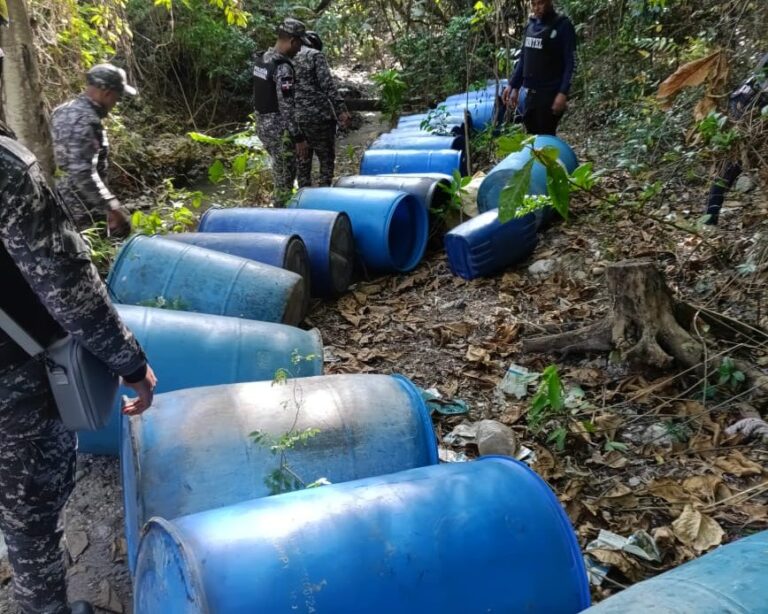 Fabrica-de-triculi-868x694