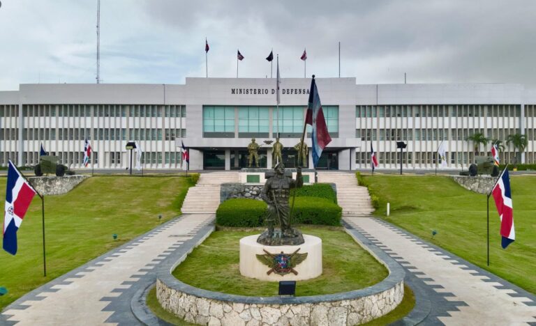 Fachada-Ministerio-de-Defensa-1140x694