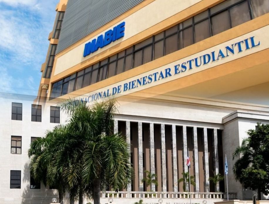 WhatsApp-Image-2025-03-10-at-11.59.24-AM-916x694