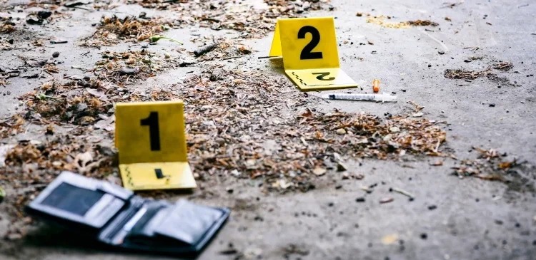 pruebas_en_el_lugar_del_crimen-1-750x365