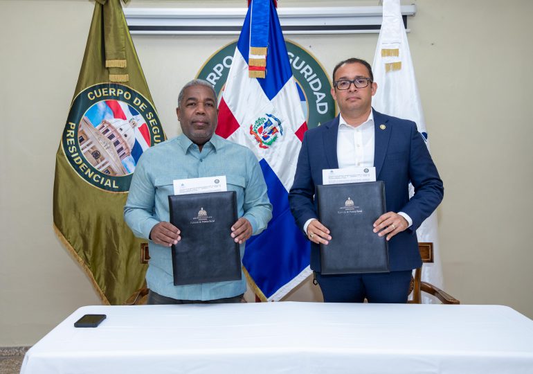 Gabinete-de-Politica-Social-y-el-Cuerpo-de-Seguridad-Presidencial-firman-acuerdo-para-fortalecer-la-atencion-medica-a-personas-vulnerables-770x540