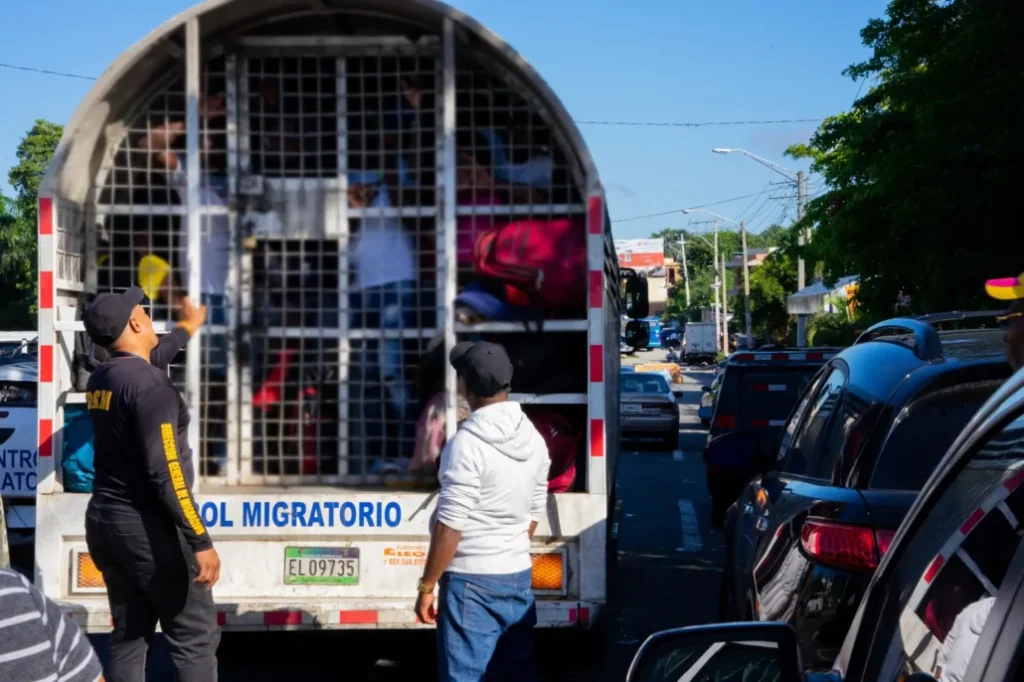Mas-de-400-mil-deportados-desde-RD-en-4-anos-segun-Migracion.-99.92-fueron-haitianos