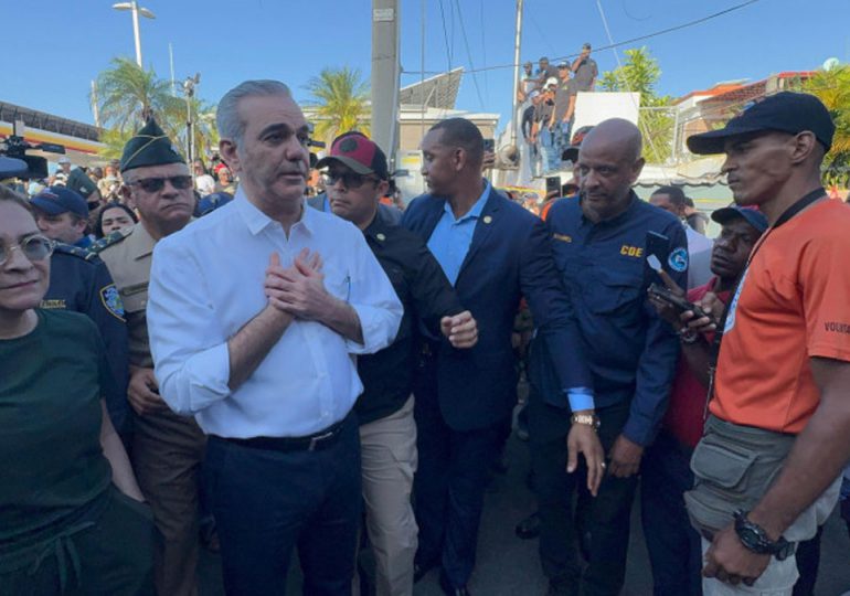 Presidente-Abinader-asistira-este-domingo-a-misa-en-Polideportivo-de-Haina-en-memoria-de-todos-los-fallecidos-en-tragedia-de-discoteca-Jet-Set-770x540