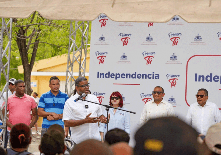Robert-Polanco-afirma-programas-sociales-del-gobierno-mantienen-presencia-permanente-en-la-region-Sur-del-pais-770x540