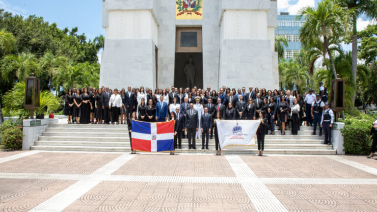 Foto grupal Altar de la Patria 9