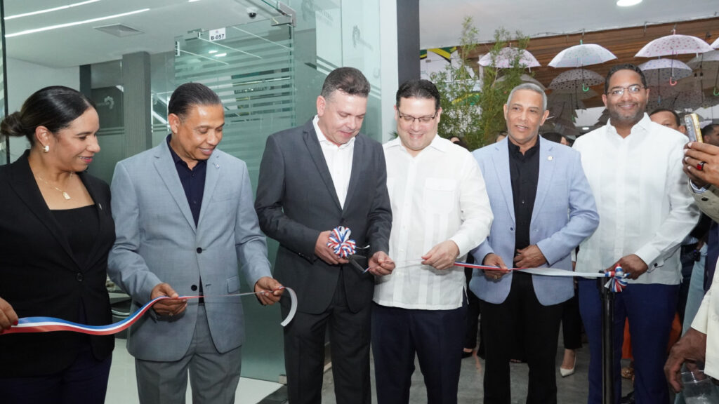 INAUGURACION OFICINA PROINDUSTRIA (1)