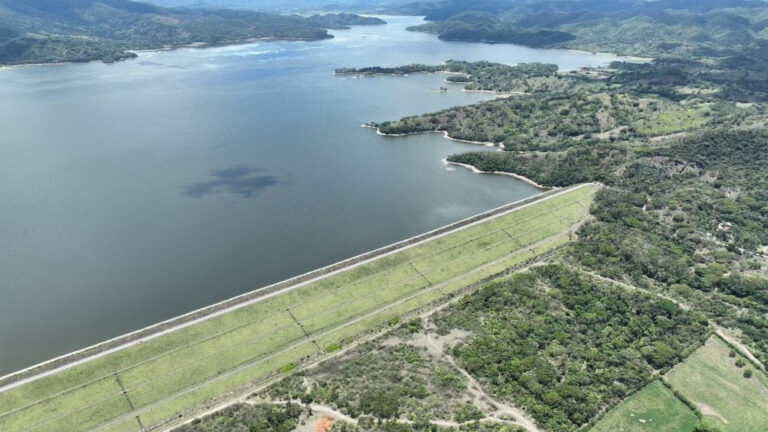 La presa de Hatillo está al 108.