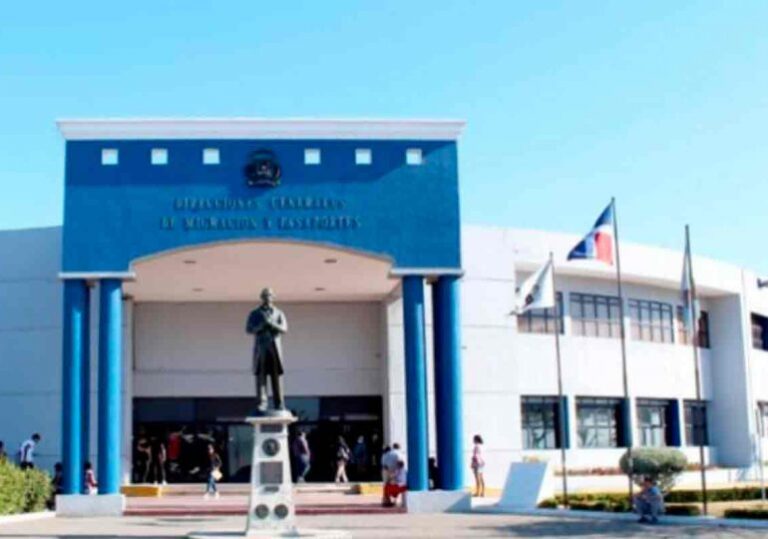 Migracion-no-aceptara-pagos-en-efectivo-a-partir-del-lunes-2-de-junio-770x540