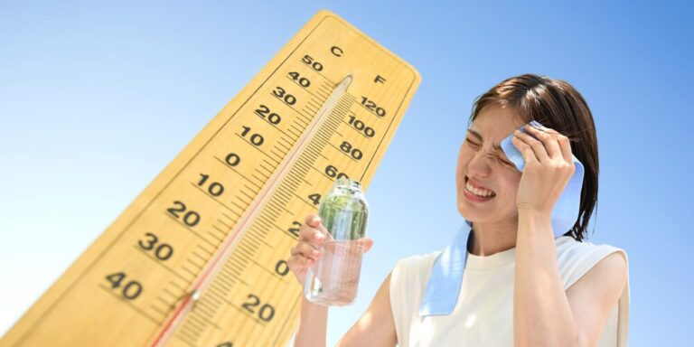 Post-de-Instagram-Feliz-Cumpleanos-Sencillo-Minimalista-Azul-1000-x-500-px-2025-05-24T080819.617