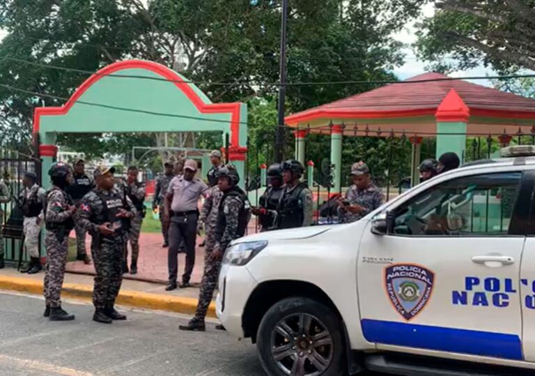 Violento-incidente-en-el-Ayuntamiento-de-San-Luis-770x540