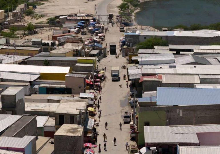 el-mercado-fronterizo-esta-custodiado-por-el-cesfront-focus-0-0-1228-688-770x540