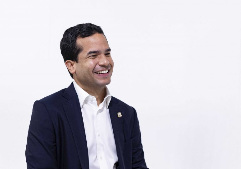 omar-fernandez-dice-que-le-han-tratado-de-regalar-puestos-1-770x540