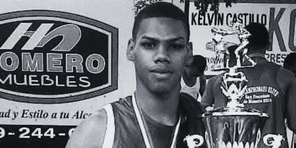 Post-de-Instagram-Feliz-Cumpleanos-Sencillo-Minimalista-Azul-1000-x-500-px-2025-06-30T144111.745