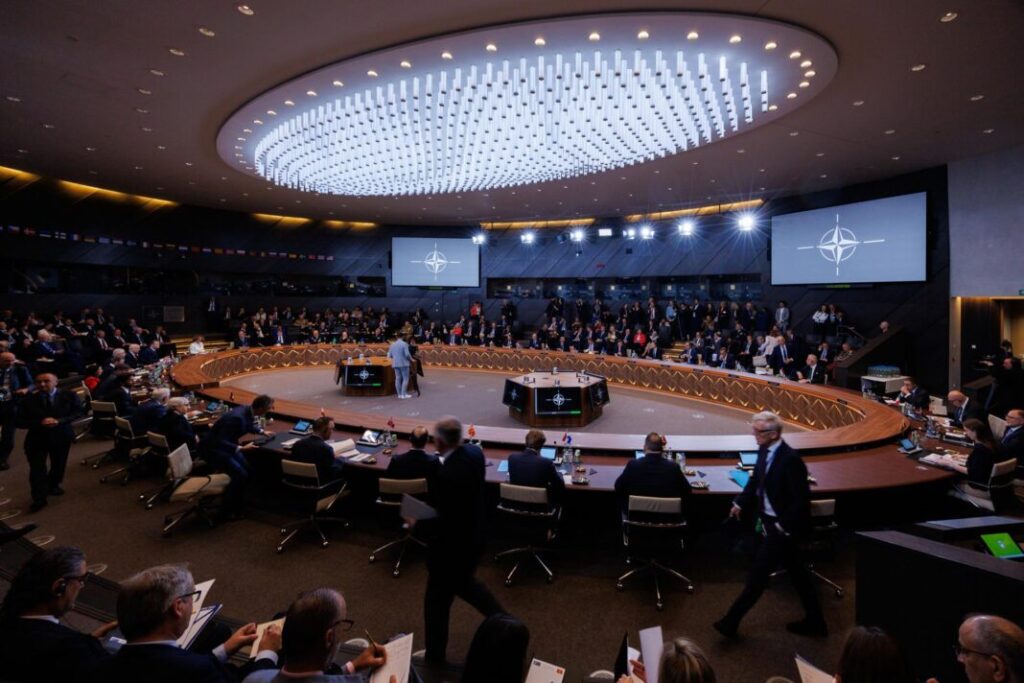 e599620ff549a3e54d3d3ea963d554ec6e895717w-1068x712