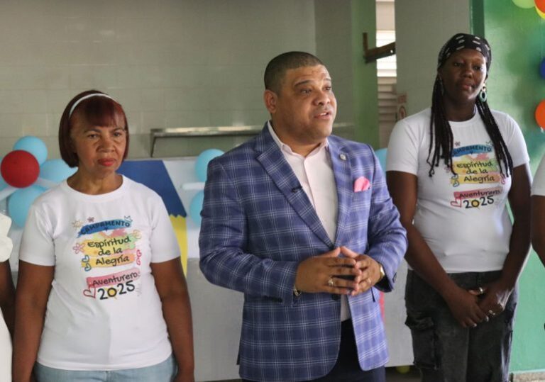 Diputado-Ramon-Raposo-auspicia-campamento-de-verano-para-ninos-y-ninas-de-Ponce-en-SDN-770x540