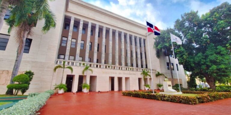 Irregularidades-en-nombramientos-del-MINERD-1068x534