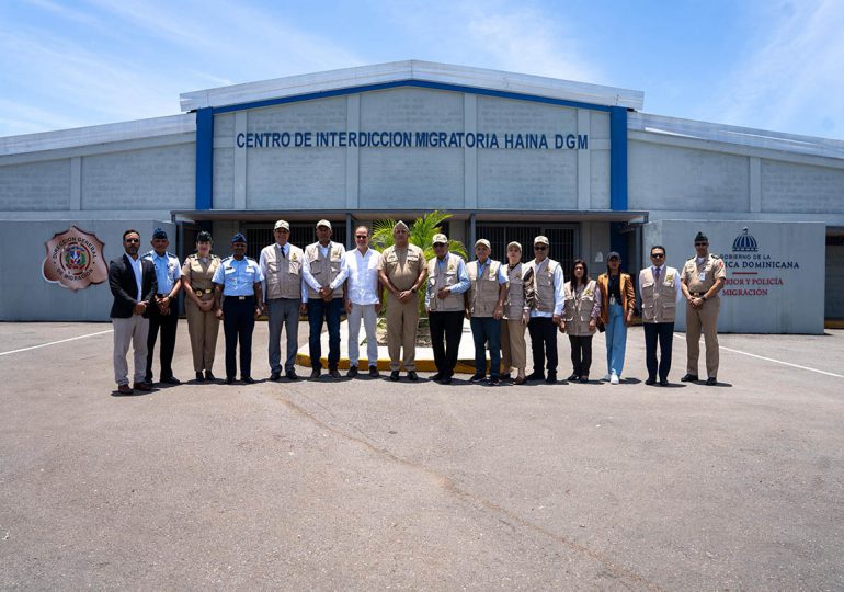 Observatorio-supervisa-labor-del-Centro-de-Procesamiento-Migratorio-de-Haina-1-770x540
