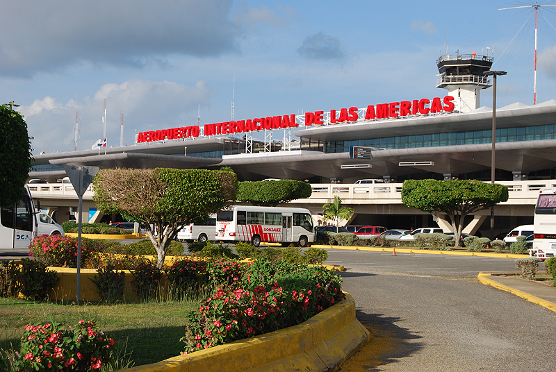 aeropuerto-Internacional-de-Las-Americas-Jose-Francisco-Pena-Gomez-AILA