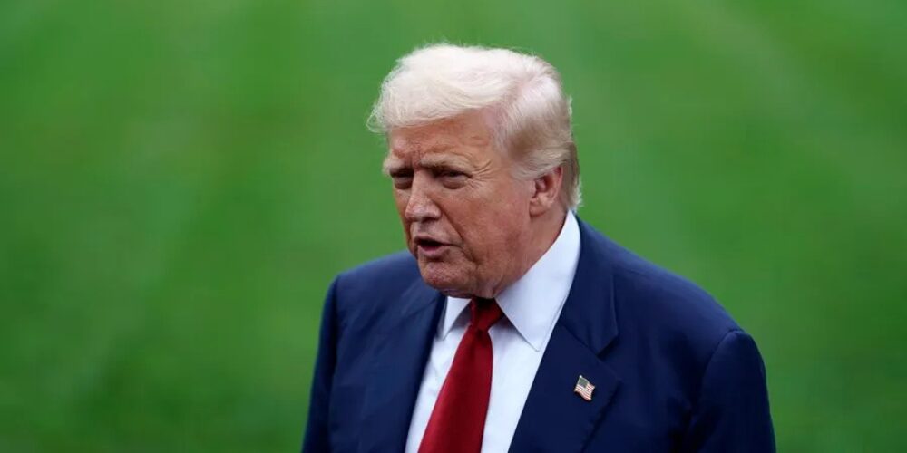 Copia-de-Post-de-Instagram-Feliz-Cumpleanos-Sencillo-Minimalista-Azul-1000-x-500-px-65