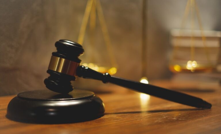 Close,Up,Of,A,Mallet,Or,Hammer,Of,The,Judge.