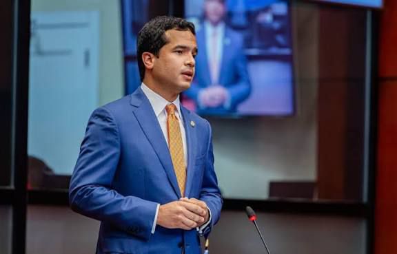 WhatsApp-Image-2025-10-21-at-12.09.47-PM