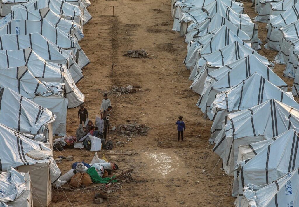 6a0c9cb44c99aac25b7e7d117b8813a31f83af8ew-1068x741