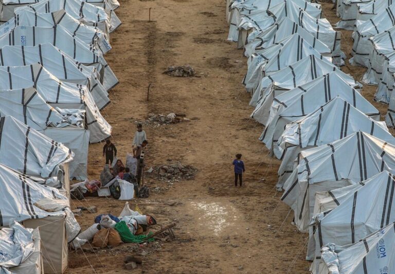 6a0c9cb44c99aac25b7e7d117b8813a31f83af8ew-1068x741