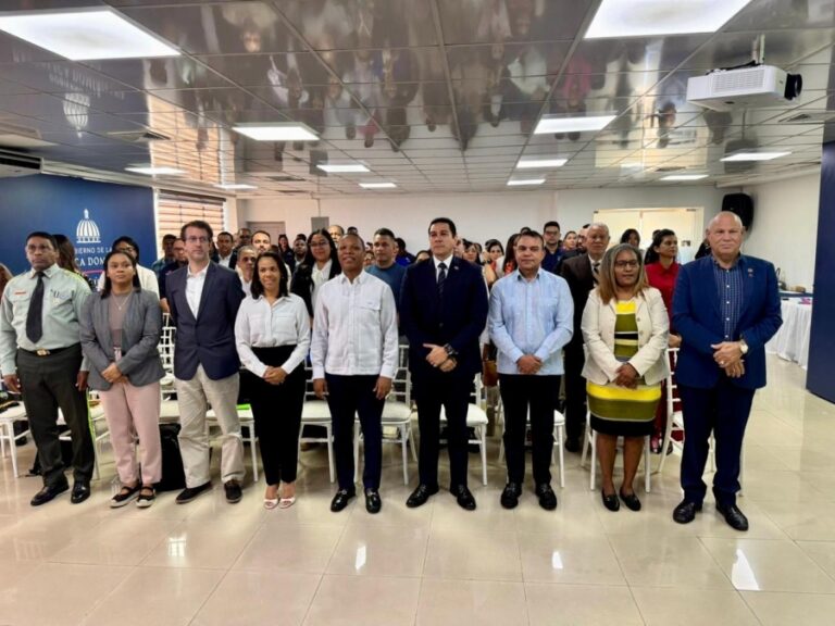 8e6a8be31a229b213cafae60019138de_XL