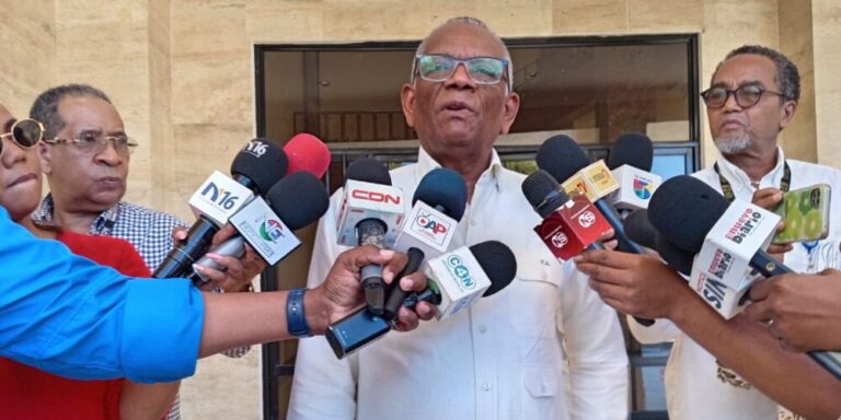 Copia-de-Post-de-Instagram-Feliz-Cumpleanos-Sencillo-Minimalista-Azul-1000-x-500-px-2025-11-21T130004.645