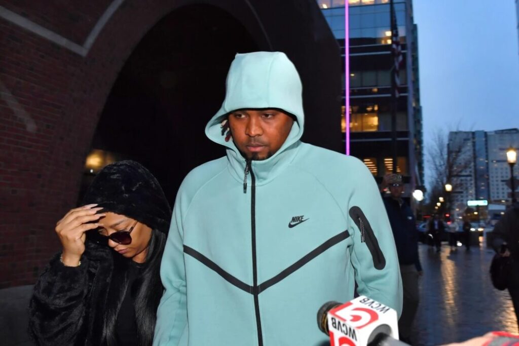 G5ekc_LW8AADYsq-1068x712