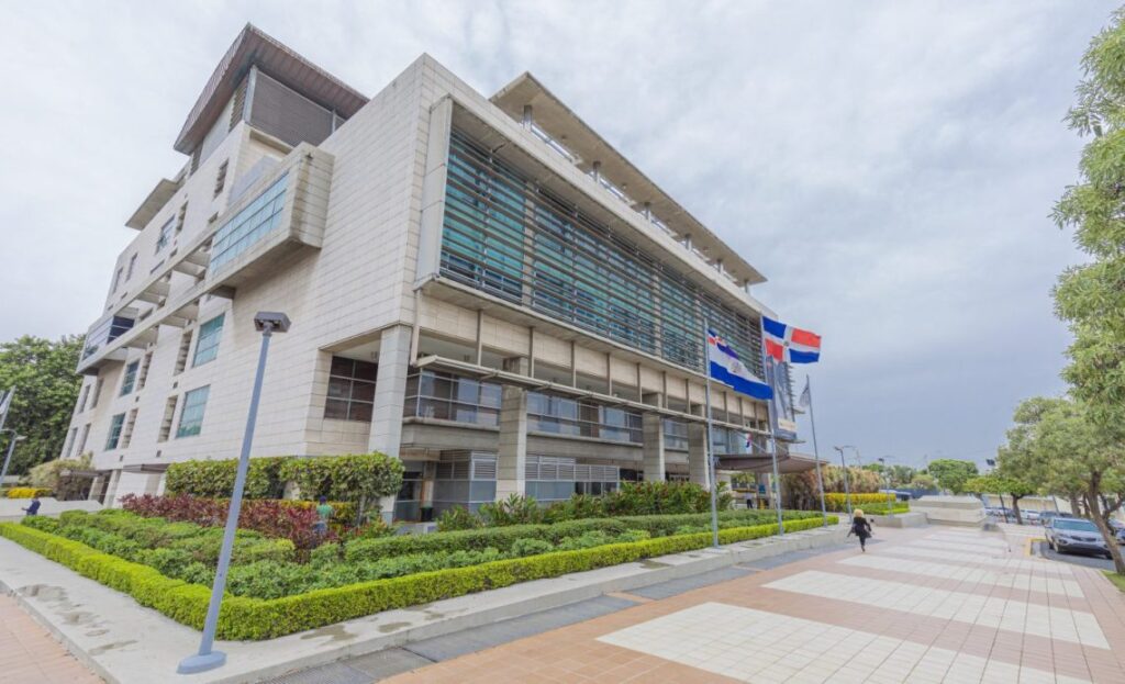 Procuraduria-fachada-1140x694