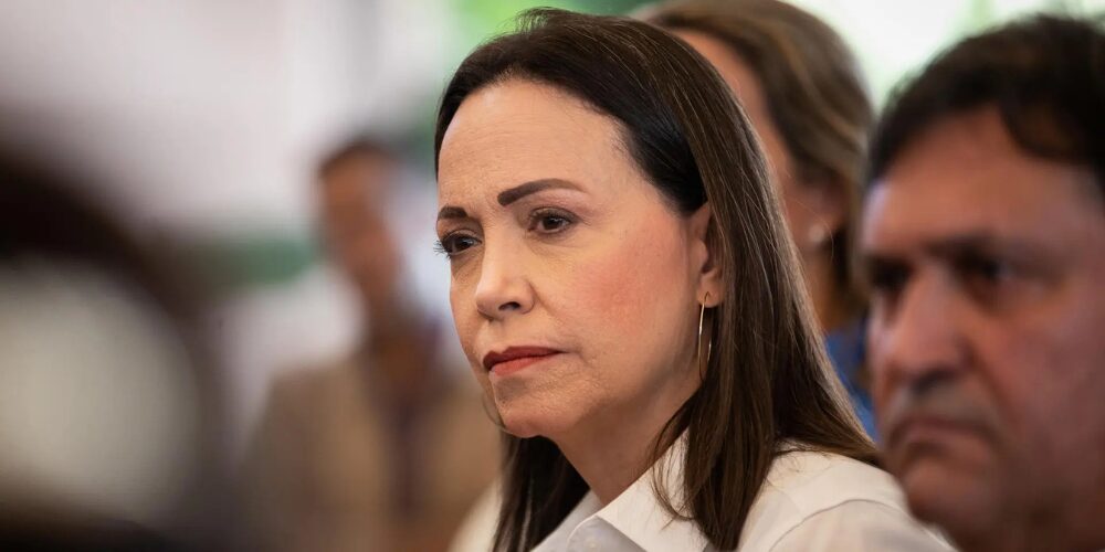 Copia-de-Post-de-Instagram-Feliz-Cumpleanos-Sencillo-Minimalista-Azul-1000-x-500-px-18