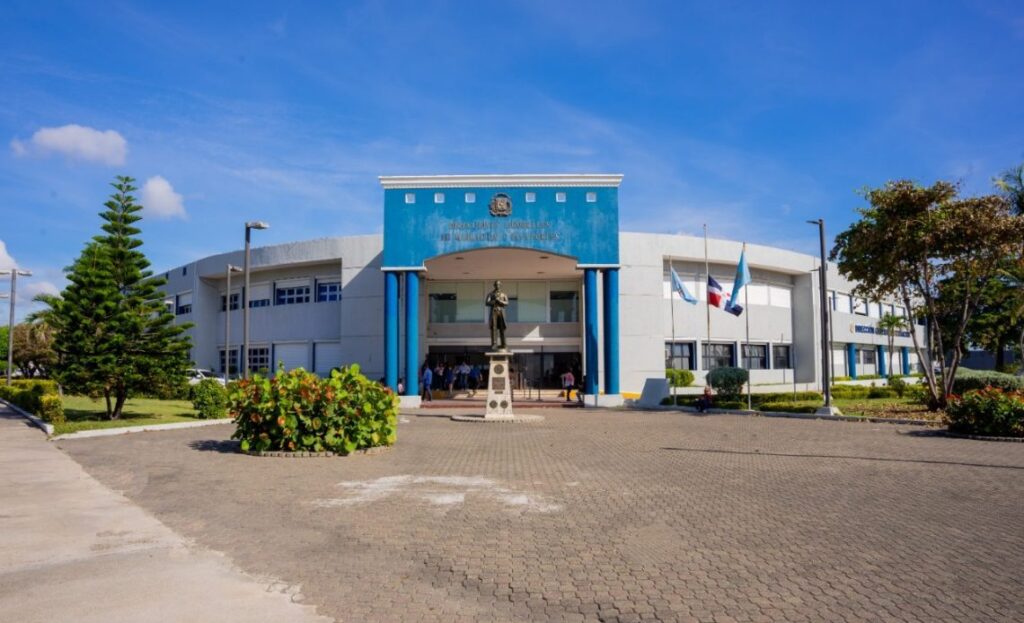 Migracion-fachada-1140x694