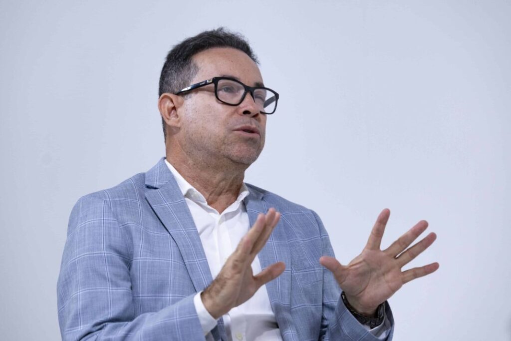 amado-diaz-dice-que-no-votaria-por-otra-reeleccion-de-abinader-1068x712