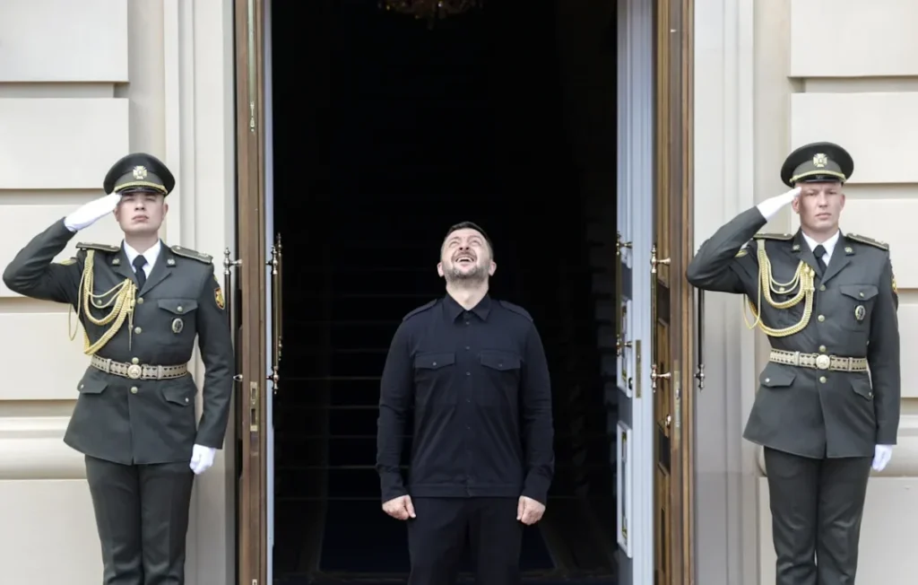 fb441fedd7a6b7254fcff171564c0f19-1068x680