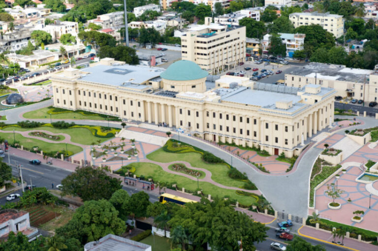 palacio-bellas-artes-santo-domingo