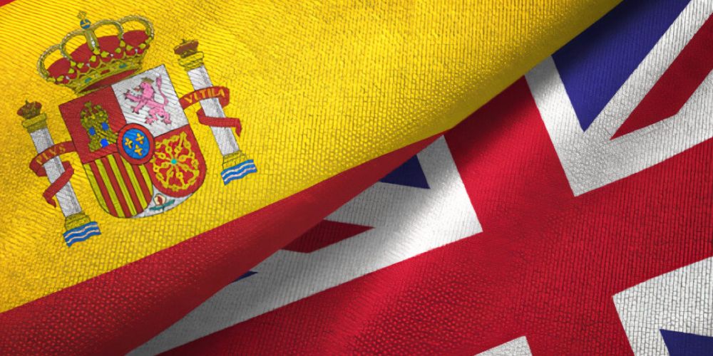 Copia-de-Post-de-Instagram-Feliz-Cumpleanos-Sencillo-Minimalista-Azul-1000-x-500-px-1000-x-500-px-2