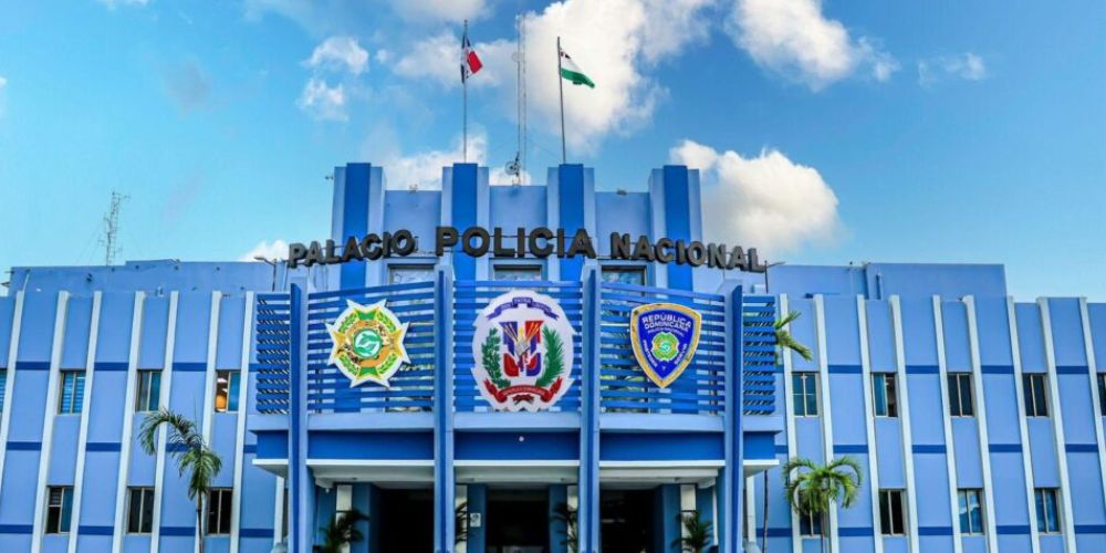 Copia-de-Post-de-Instagram-Feliz-Cumpleanos-Sencillo-Minimalista-Azul-1000-x-500-px-1000-x-500-px-9