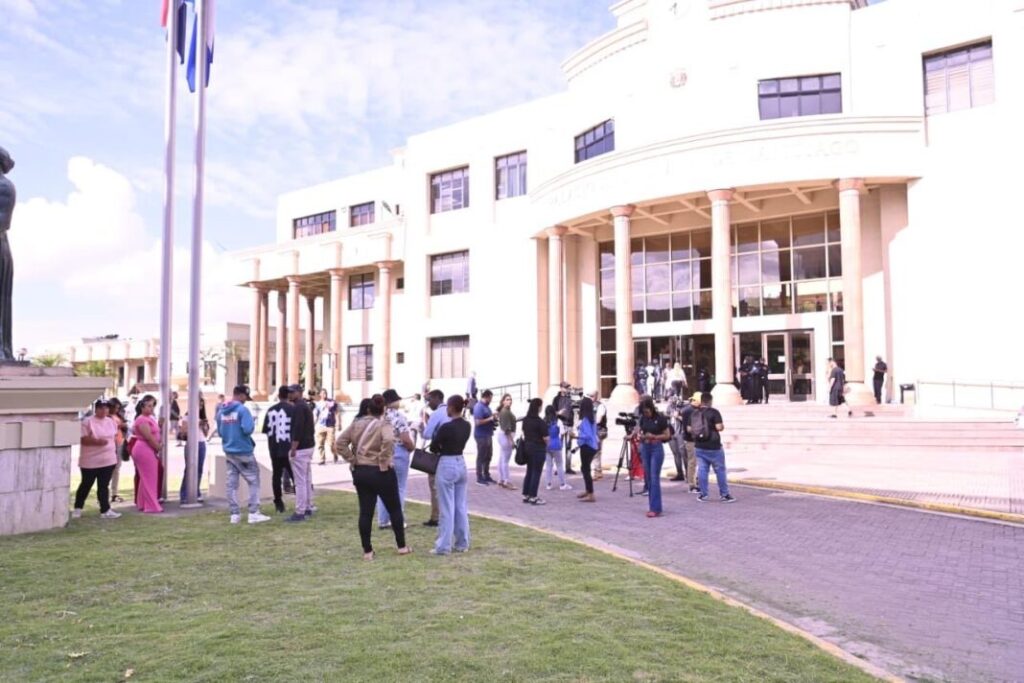 1902d888-a0c7-4a2d-b9e2-c68b39681eaa-1068x712