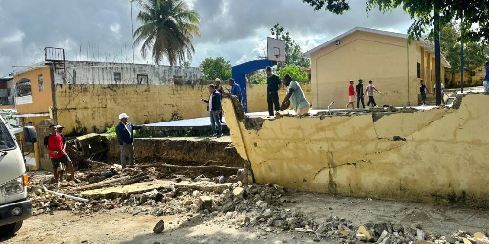 Copia-de-Copia-de-Post-de-Instagram-Feliz-Cumpleanos-Sencillo-Minimalista-Azul-1000-x-500-px-2026-04-10T084708.800