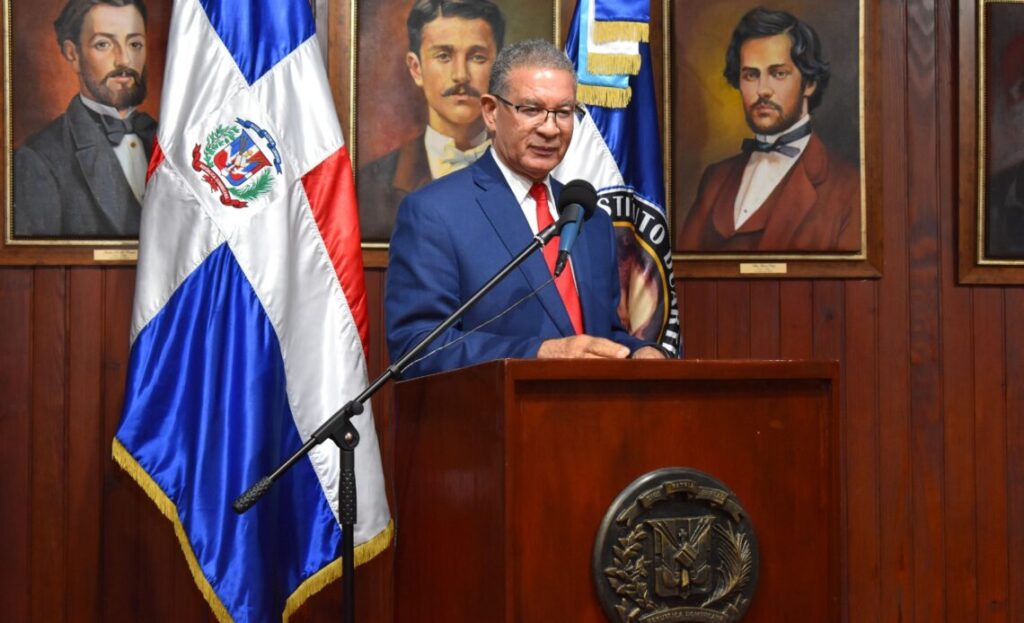 Presidente-del-Instituto-Duartiano-1140x694
