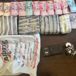 Apresan-a-tres-hombres-ocupan-armas-y-presuntas-drogas-en-La-Vega-y-San-Juan-1140x694