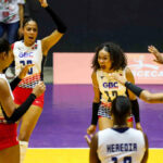 Las-dominicanas-celebran-el-triunfo-3-1-ante-Canada-en-la-Copa-Panam-en-Mexico-1140x694